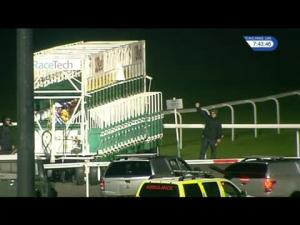 Video preview image for Kempton Park 19:40 - 32Red Casino Median Auction Maiden Stakes (5)