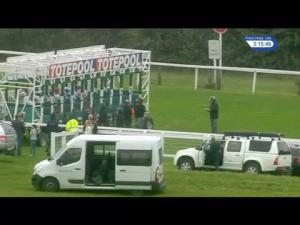 Video preview image for Epsom Downs 15:15 - Bet Totequadpot At betfred.com Handicap (3)