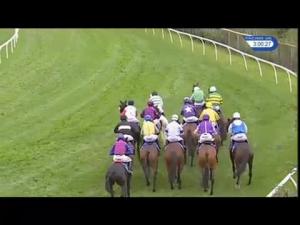 Video preview image for Stratford-on-Avon 15:00 - Stratford Oaks Golf Club Handicap Hurdle (5)