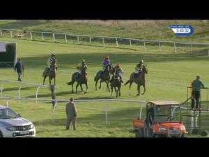 Video preview image for Huntingdon 15:40 - 32red.com Chase (Novices' Limited Handicap) (4)
