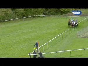 Video preview image for Warwick 15:50 - Ignite Incentives Handicap Hurdle (3)