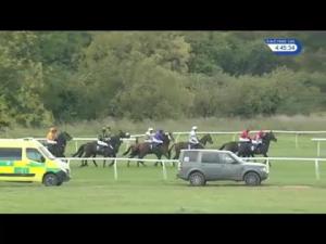 Video preview image for Huntingdon 16:45 - 32Red Casino Handicap Hurdle (5) (Div 2)