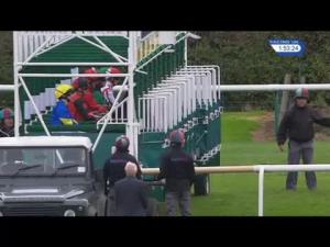 Video preview image for Leicester 13:50 - Brock Hill Badger Handicap (4)
