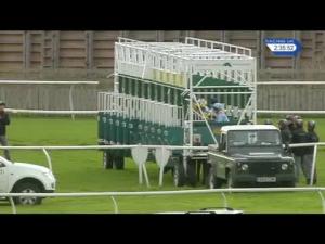 Video preview image for Catterick Bridge 14:35 - Bet At racinguk.com Nursery Handicap (3)