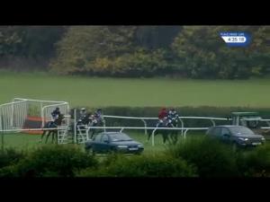 Video preview image for Ludlow 16:35 - Ludlow Racing Partnership Novices' Hurdle (4)