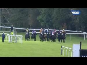 Video preview image for Exeter 15:45 - Bet £10 Get £20 At 188Bet Handicap Chase (4)