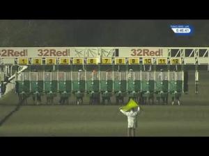 Video preview image for Kempton Park 18:45 - 32Red On The App Store Fillies' Novice Stakes (5)