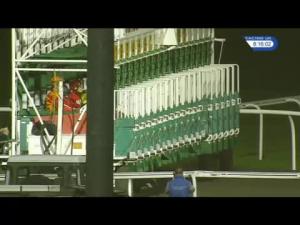 Video preview image for Kempton Park 20:15 - 32red.com Handicap (4) (Div 1)