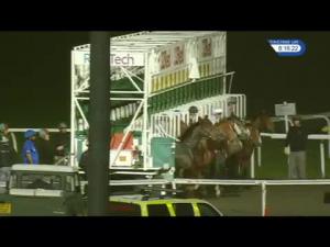 Video preview image for Kempton Park 20:15 - 32Red Handicap (2)