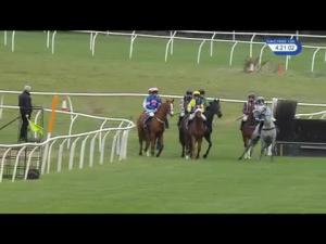 Video preview image for Huntingdon 16:20 - 32red.com Chase (Novices' Limited Handicap) (3)