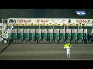 Video preview image for Kempton Park 19:45 - Talksport Handicap (6) (Div 1)