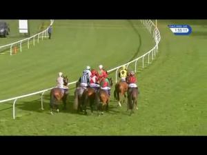 Video preview image for Stratford-on-Avon 13:55 - Placepot Quadpot Two Bets One Slip Selling Hurdle (5)