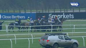 Video preview image for Huntingdon 16:00 - Smarkets Mares' Maiden Hurdle (4)
