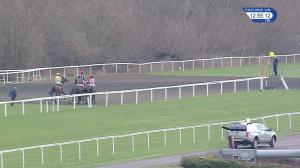 Video preview image for Kempton Park 12:55 - 32red.com Novices' Hurdle (3)