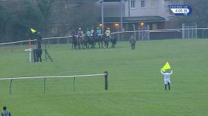 Video preview image for Warwick 16:05 - Betfred TV 'Newcomers' Standard Open National Hunt Flat (5)