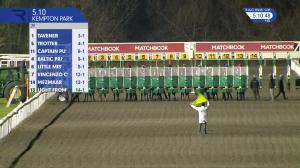 Video preview image for Kempton Park 17:10 - Better Odds With Matchbook Handicap (5)