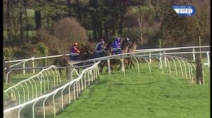 Video preview image for Taunton 14:15 - Bathwick Tyres Seniors' Handicap Hurdle (2)