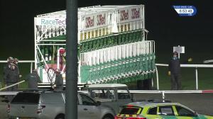 Video preview image for Kempton Park 18:45 - 100% Profit Boost At 32redsport.com Handicap (5)