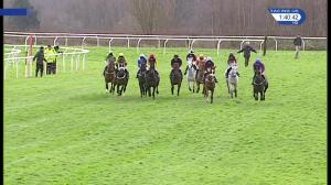 Video preview image for Taunton 13:40 - Bathwick Tyres Yeovil Handicap Hurdle (4)