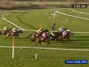 Video preview image for Warwick 14:00 - Betfred The Bonus King Handicap Chase (For The Edward Courage Cup)