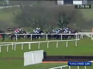 Video preview image for Wincanton 15:20 - Bathwick Tyres Dorchester Handicap Chase (Betfair Chase Series Qualifier)