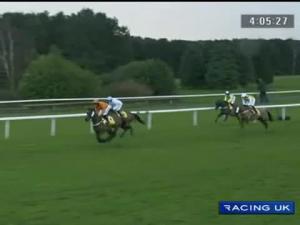 Video preview image for Haydock Park 16:05 - Betfair Graduation Chase