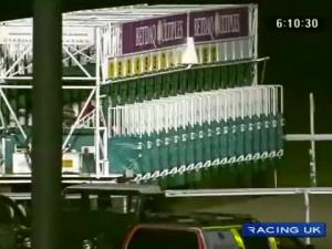 Video preview image for Kempton Park 18:10 - Betdaq Mobile Apps Handicap