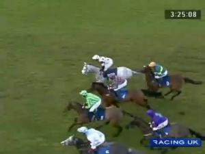 Video preview image for Warwick 15:25 - Contract Fire and Security Handicap Chase (Betfair Series Chase Qualifier)