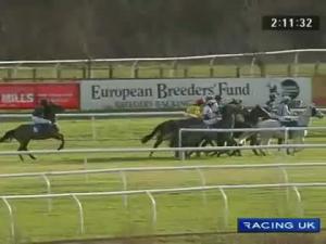 Video preview image for Huntingdon 14:10 - Connolly's Red Mills Supporting Racing Handicap Hurdle (Betfair Hurdle Series Qualifier)