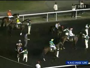 Video preview image for Sandown Park 14:40 - London Southend Airport Juvenile Hurdle