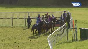 Video preview image for Kelso 13:55 - Paxtons Borders Depot For Genuine Kverneland Novices' Hurdle (Qualifier) (4)