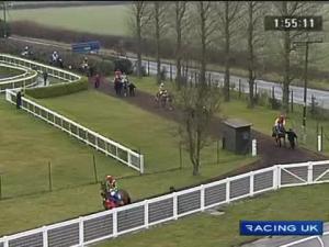 Video preview image for Wincanton 14:00 - Bathwick Tyres Yeovil Handicap Hurdle