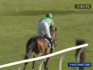 Video preview image for Kempton Park 14:00 - Download William Hill From The App-Store Adonis Juvenile Hurdle (Grade 2)