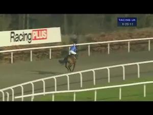 Video preview image for Kempton Park 18:30 - 32Red Casino Median Auction Maiden Fillies' Stakes