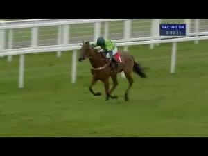 Video preview image for Wincanton 15:10 - Grolsch Handicap Chase