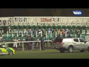 Video preview image for Kempton Park 19:45 - 32Red Handicap (4)