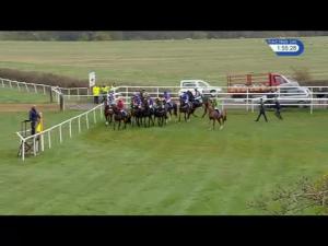 Video preview image for Ludlow 13:55 - Wendy Goodenough 21 Again Novices' Hurdle (4)