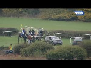 Video preview image for Ludlow 15:35 - Thoroughbred Breeders Association Mares' Novices' Hurdle (4)