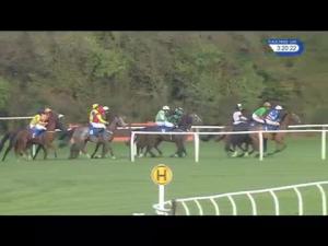 Video preview image for Wincanton 15:20 - Universal Music UK Juvenile Hurdle (4)