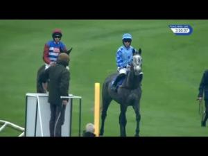 Video preview image for Stratford-on-Avon 15:50 - Charlotte Cole Memorial Novices' Chase (4)