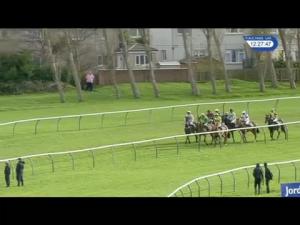 Video preview image for Ayr 12:25 - Famous Grouse Mares' Maiden Hurdle (5)