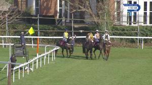 Video preview image for Sandown Park 13:50 - 'Ubique' Handicap Chase (3)