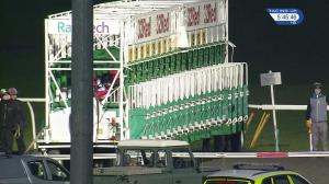 Video preview image for Kempton Park 17:45 - Racing UK All Weather 'Hands and Heels' Series Apprentice Handicap (7)