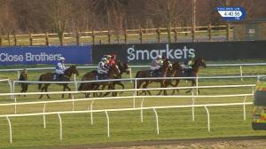 Video preview image for Huntingdon 16:40 - Smarkets John Bigg Oxo Handicap Chase (4)