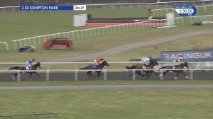 Video preview image for Kempton Park 14:30 - 32Red "Jumpers' Bumper" National Hunt Flat (4)