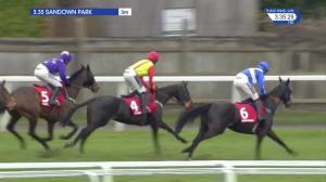Video preview image for Sandown Park 15:35 - Matchbook Racing Is Commission Free Handicap Chase (3)