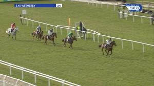Video preview image for Wetherby 15:40 - racinguk.com Handicap Hurdle (2)