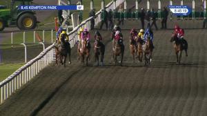 Video preview image for Kempton Park 20:45 - Matchbook Racing Is Commission Free Handicap (6)