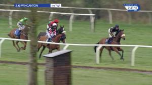 Video preview image for Wincanton 14:40 - Bet At racinguk.com Chase (Novices' Limited Handicap) (4)