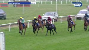 Video preview image for Taunton 17:05 - Pontispool Equine Sports Centre "Grassroots" Maiden Hunters' Chase (6)